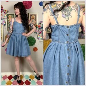 Vintage 1990s Denim Sweetheart Button Back Mini Skater Dress